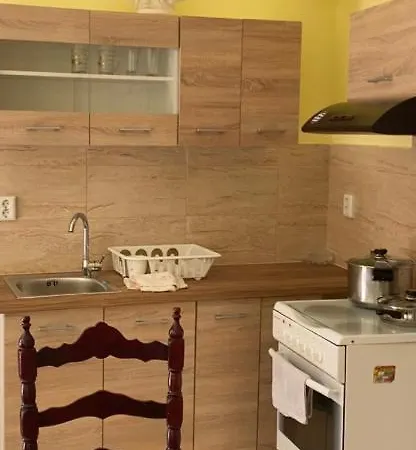 홈스테이 Anita's Hosting 칼라마타